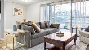 Fountain Parc Apartments by Barsala